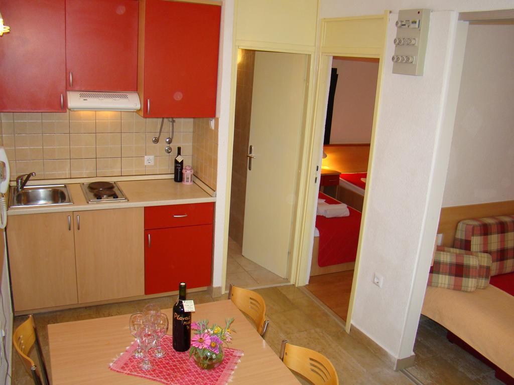 Apartment Bonaca Klek Exterior foto